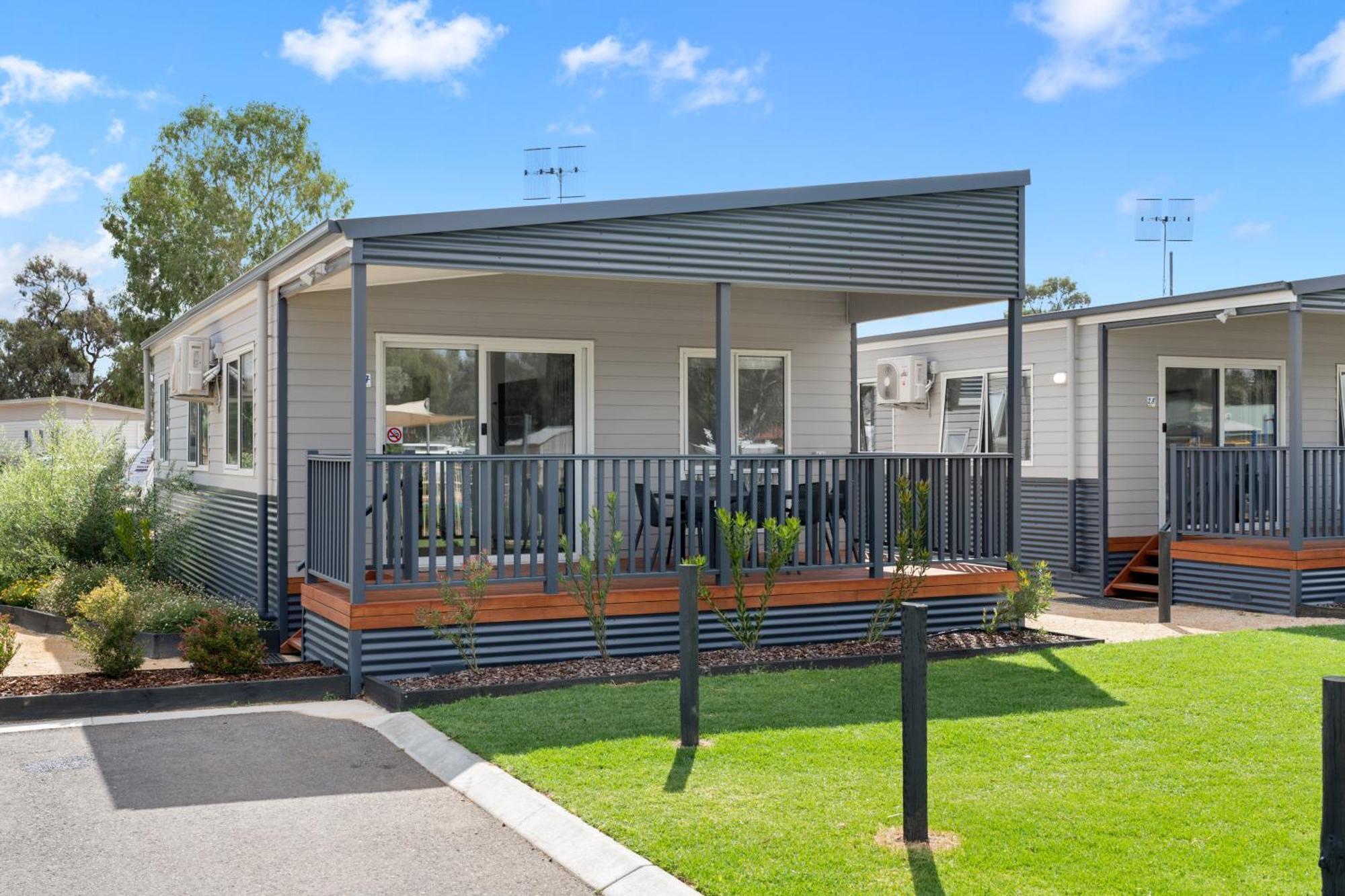Waikerie Holiday Park Bagian luar foto