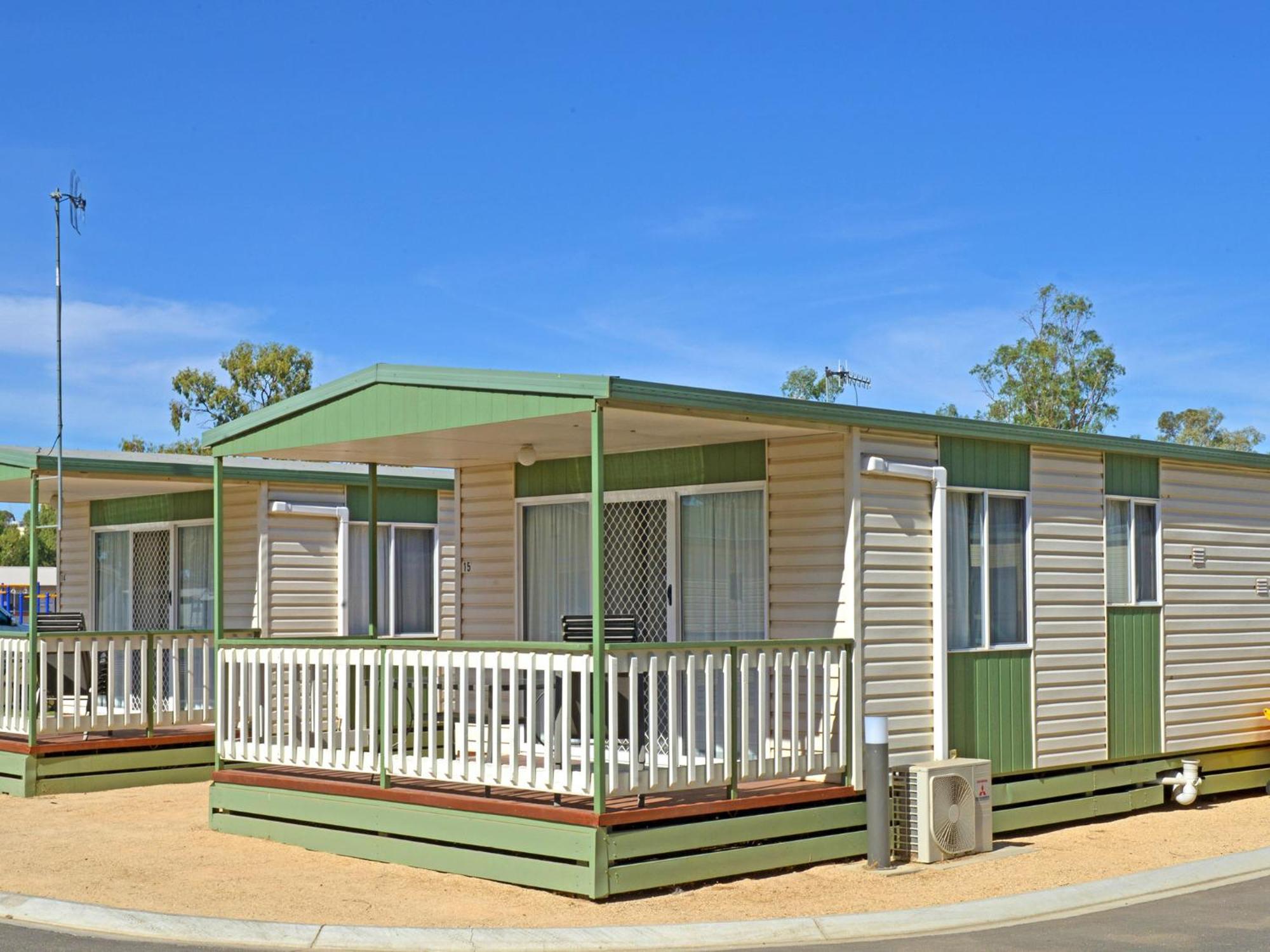 Waikerie Holiday Park Bagian luar foto