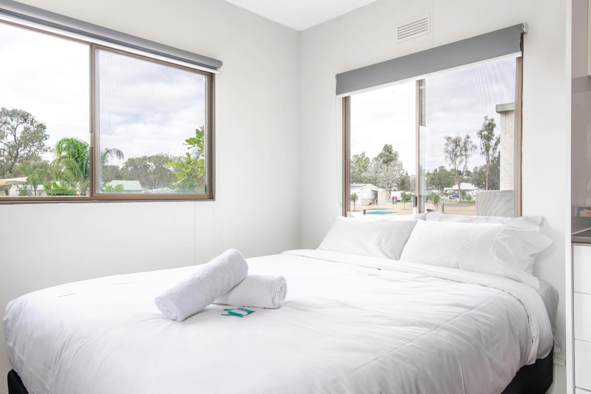 Waikerie Holiday Park Bagian luar foto