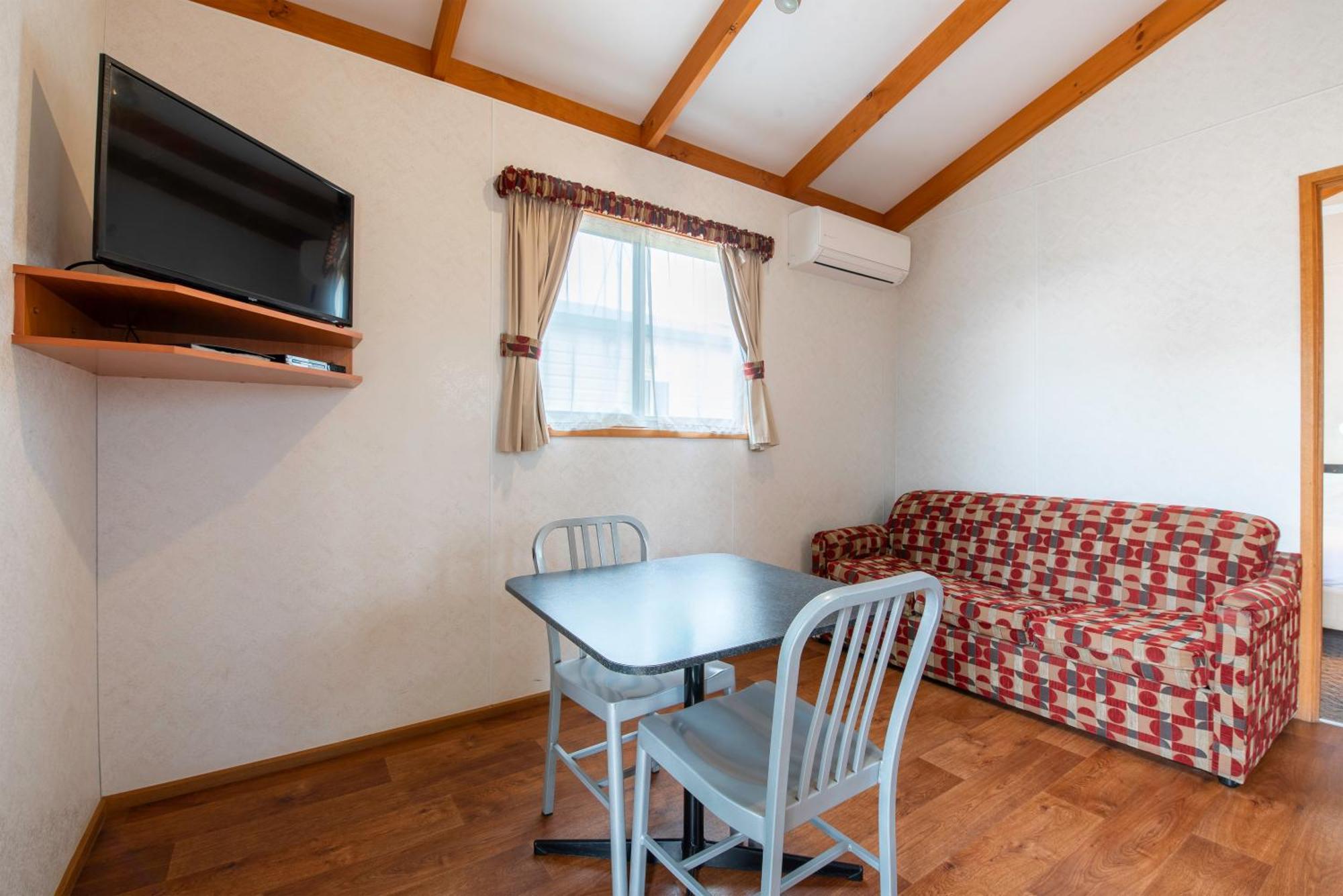 Waikerie Holiday Park Bagian luar foto